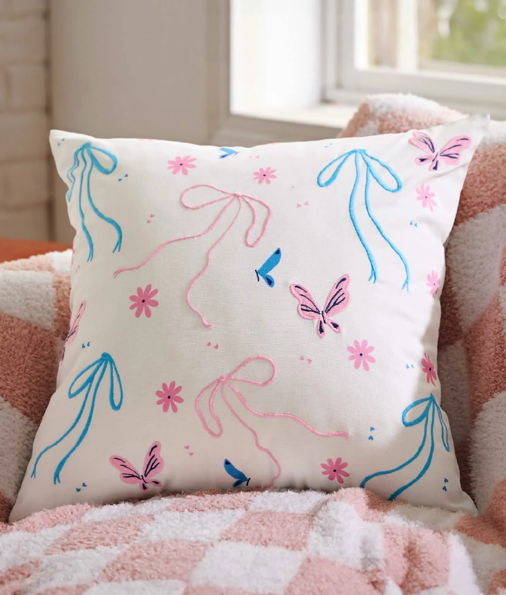 U by Bedsure 100% Cotton - Bow Tie Pattern Throw Pillow Cover